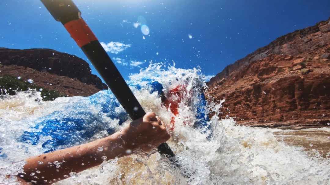 Rafting in the gushing waters of Zanskar river