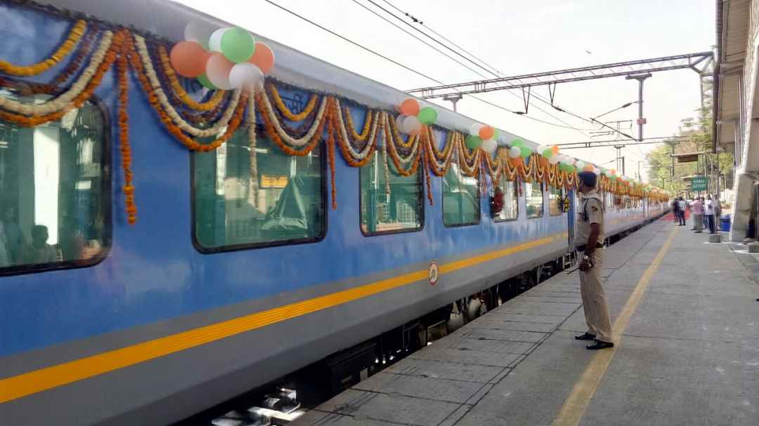 Private Taj Mahal and Agra Tour by Express Train From Delhi