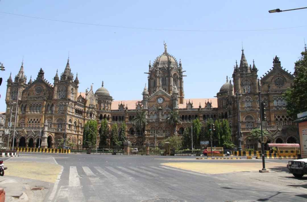 Mumbai Sightseeing with English Speaking Guide