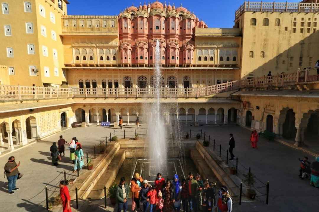 Royal Trails of Jaipur Guided Tour by Car