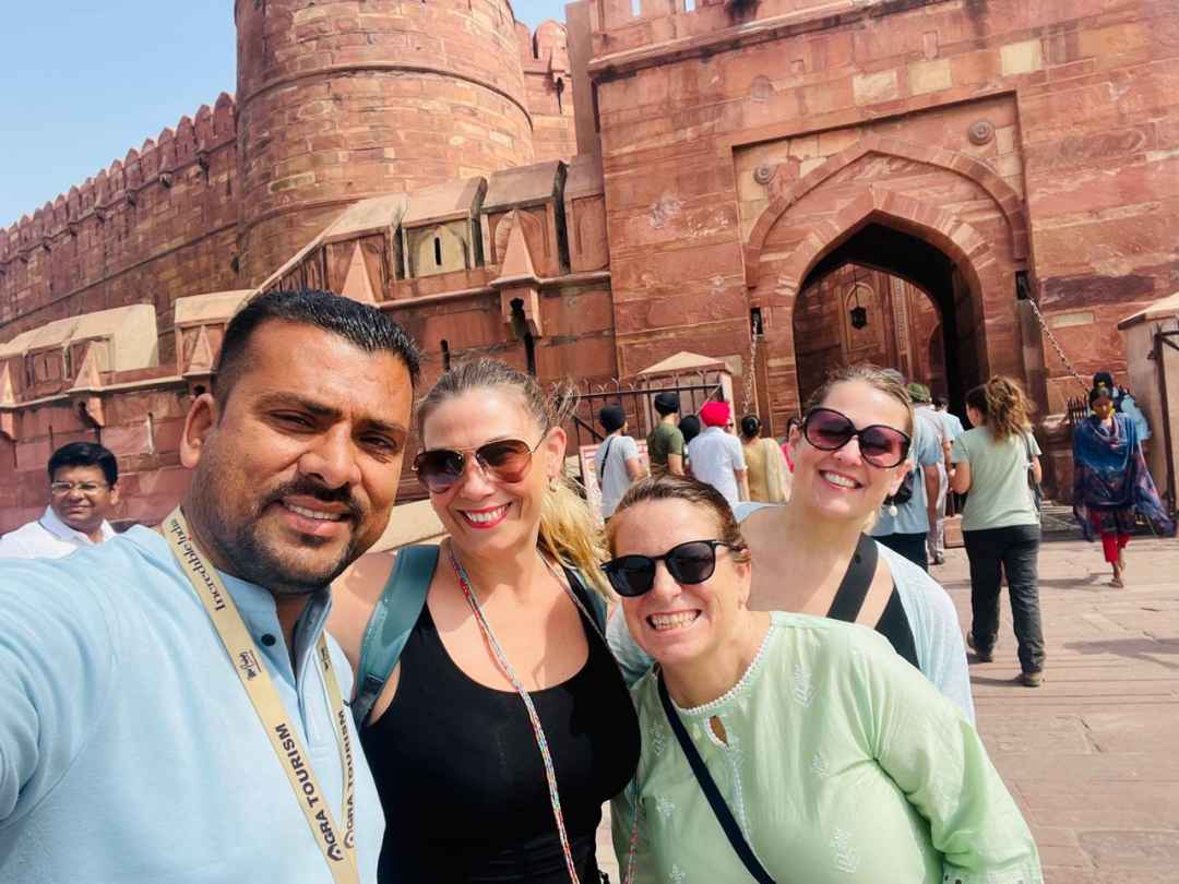 Taj Mahal Sunrise Tour By Car From Delhi